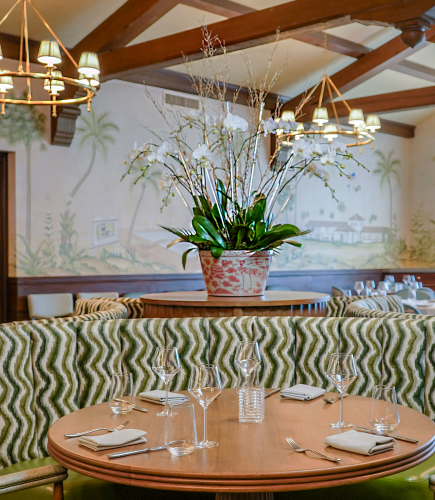 The Historic Inn Dining Room Center