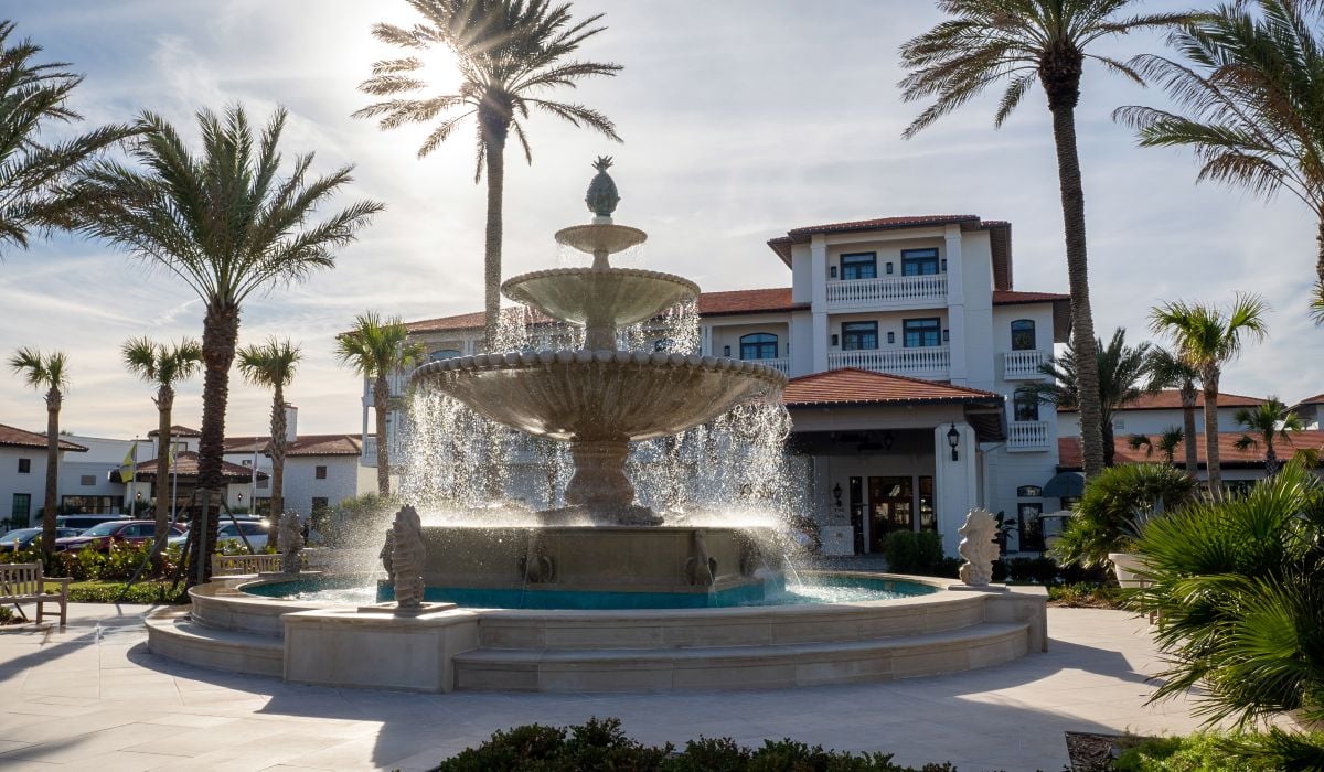 2024 Historic Inn Fountain