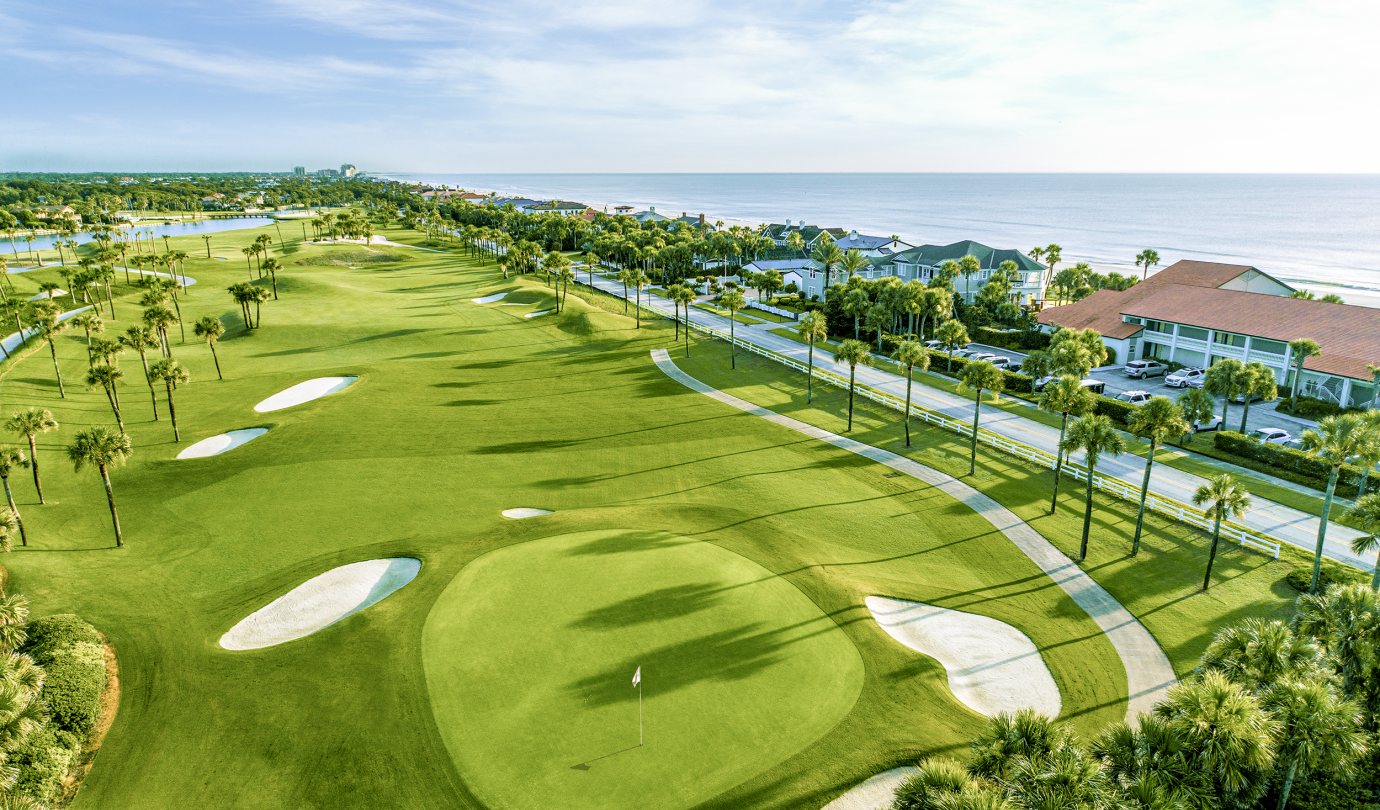Ocean Course 18 with flag